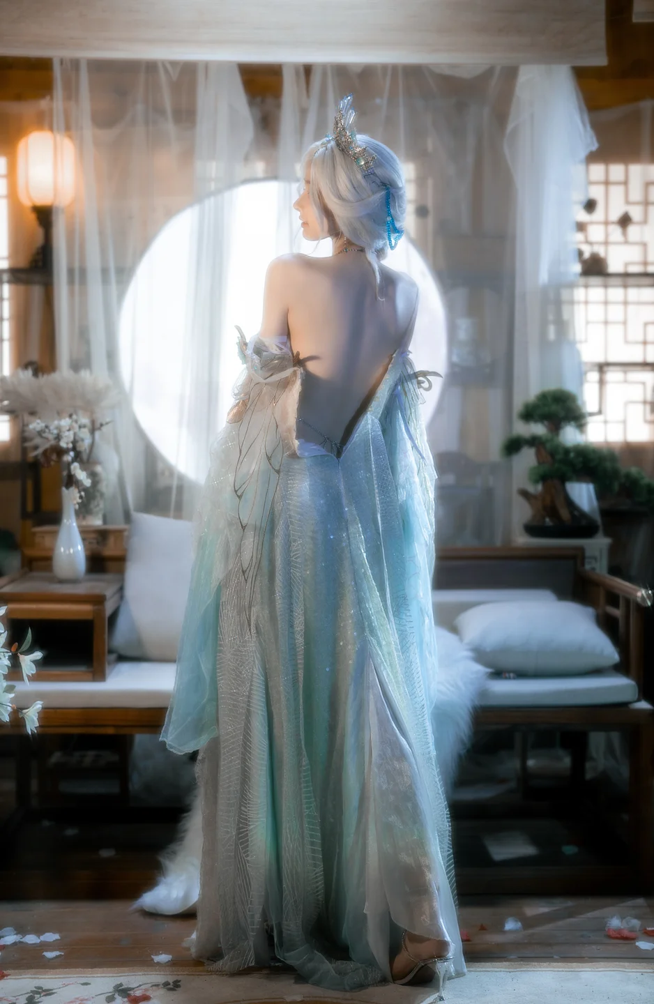 橙子喵酱&铁手叫兽_会员花絮_逆水寒_50P_790MB tg@simisebaisi 【丝足阁】003.webp